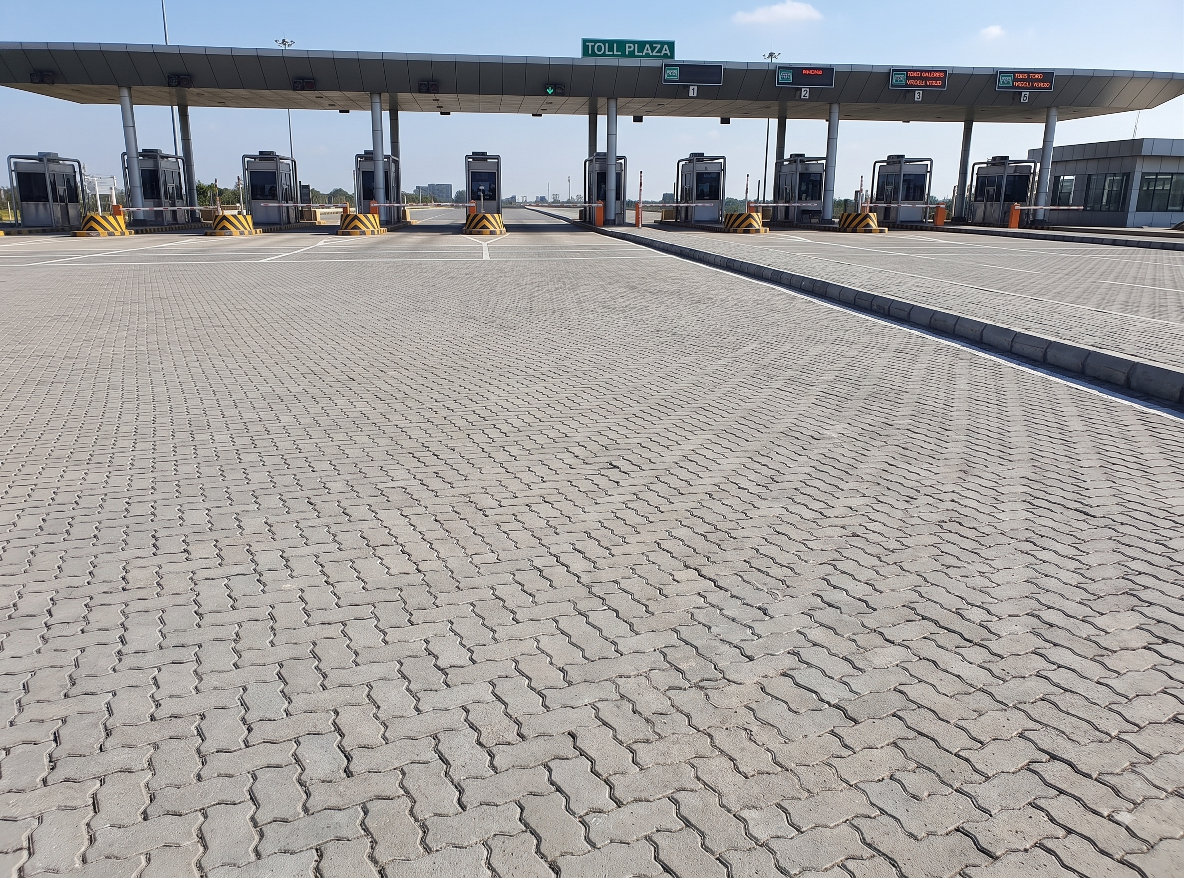 Uni Paver Installation 1